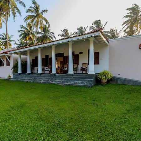 Hotel House By The Sea Hikka Hikkaduwa Exteriér fotografie